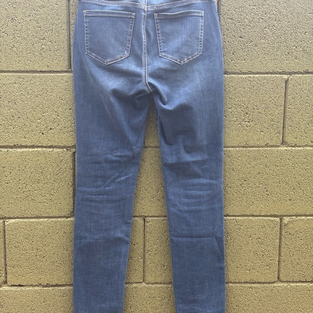 NYDJ Blue Skinny Jeans with Contrast Stitching - Picture 2 of 5